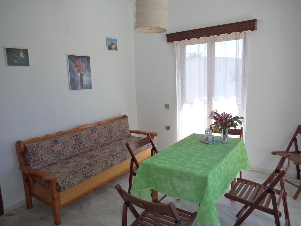 Renesis Studios&Apartments Lithakia  Habitación foto