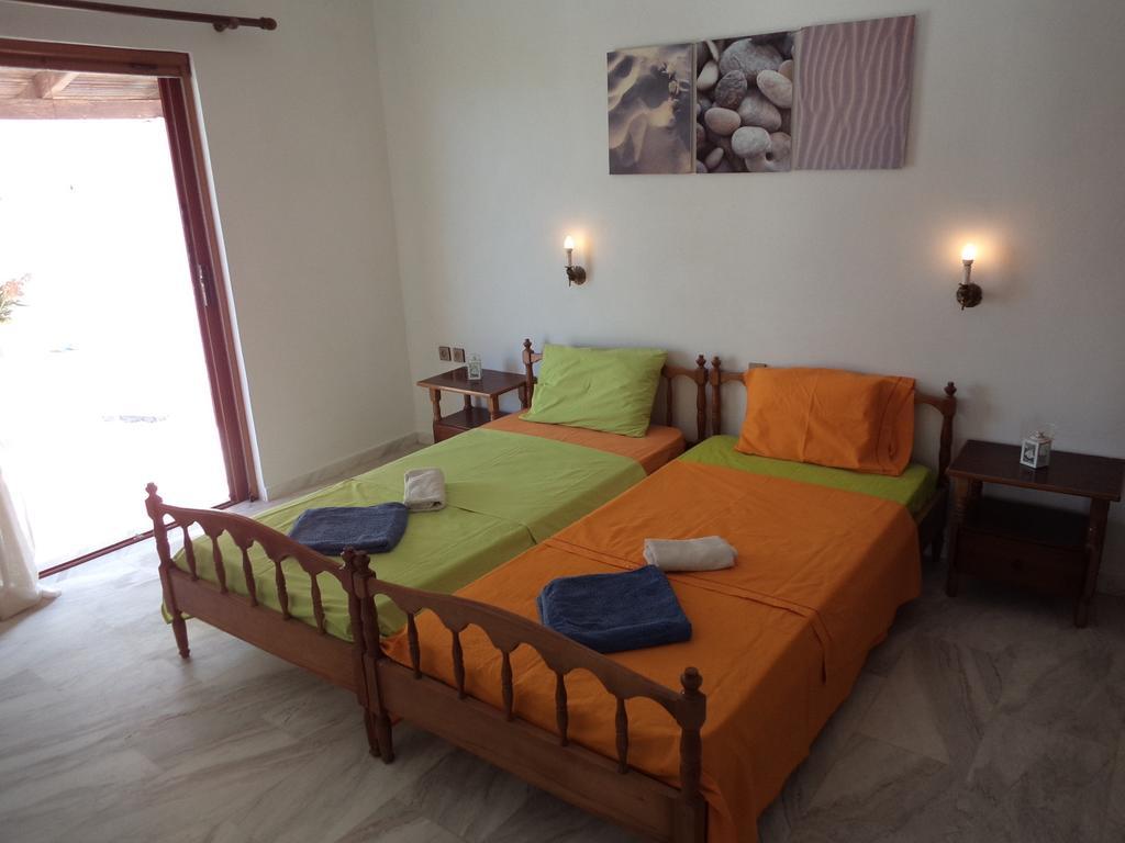Renesis Studios&Apartments Lithakia  Habitación foto