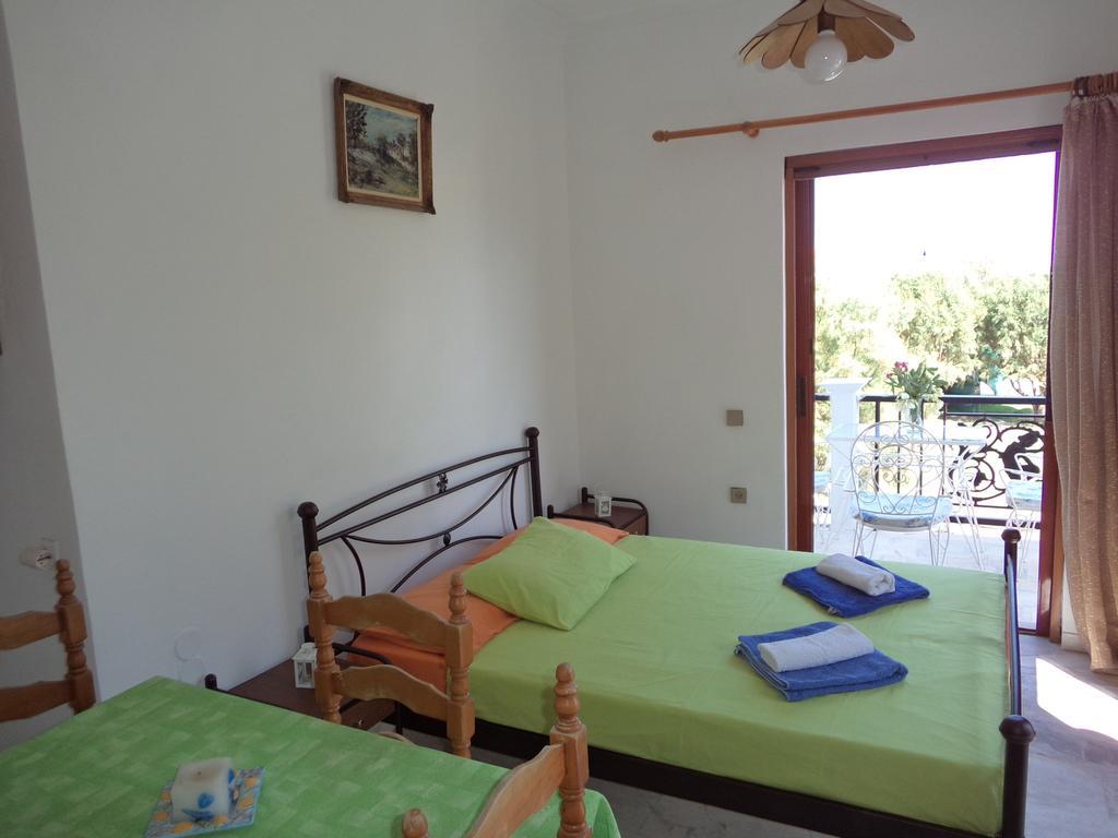 Renesis Studios&Apartments Lithakia  Habitación foto
