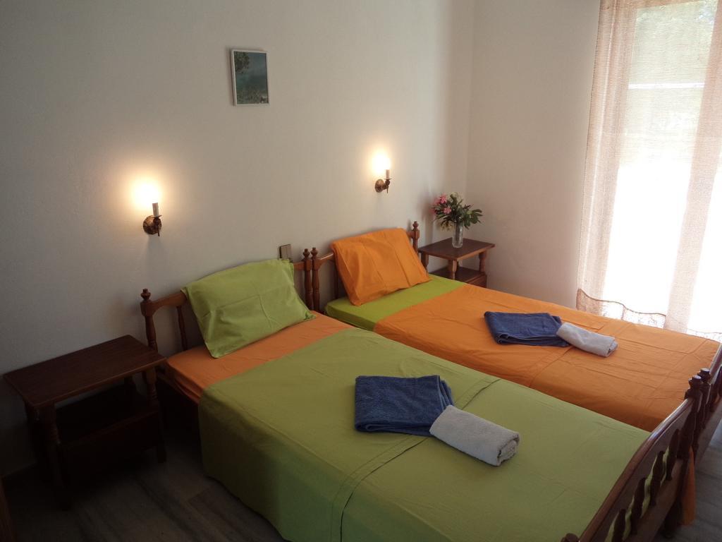 Renesis Studios&Apartments Lithakia  Habitación foto
